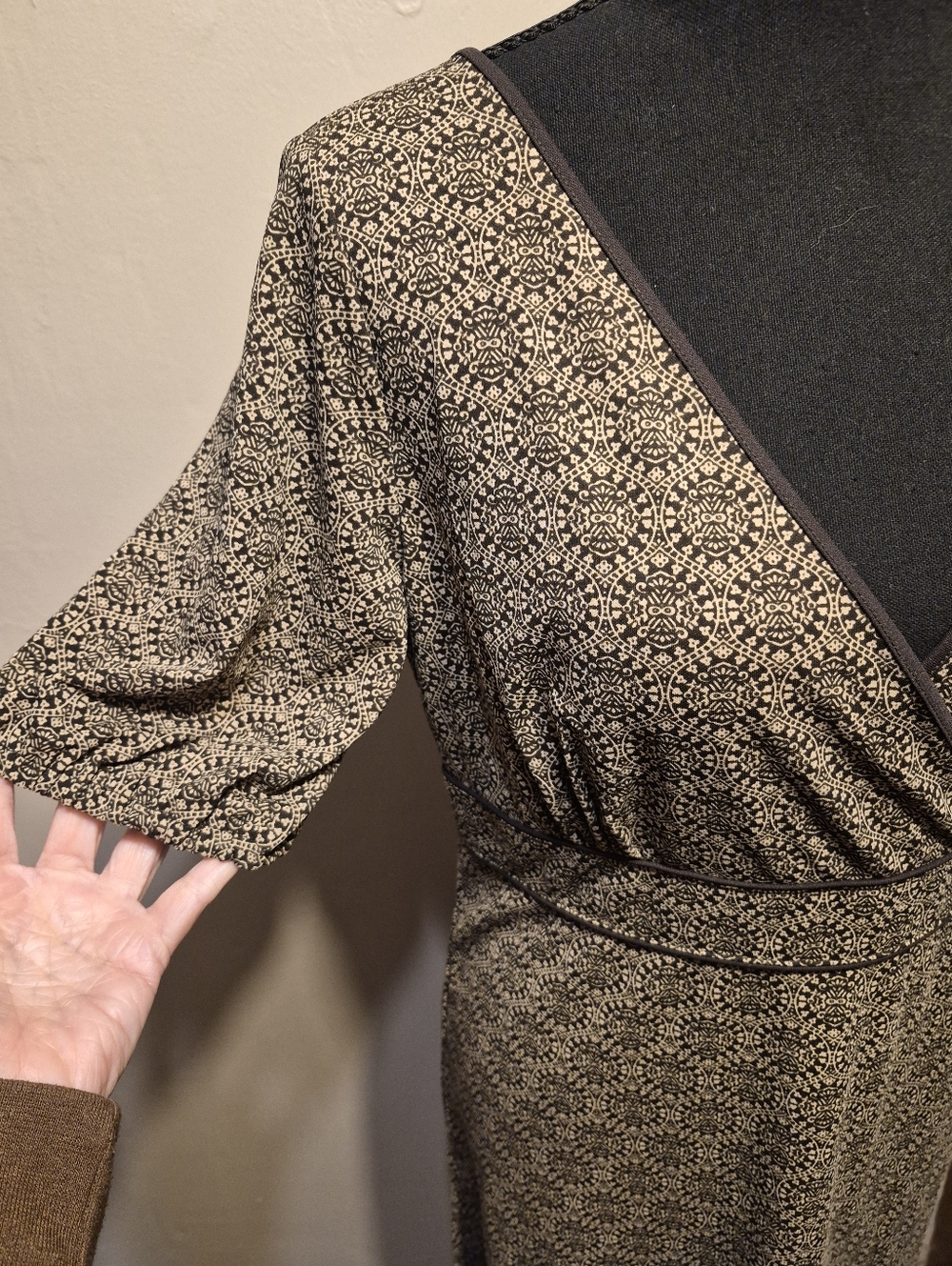 Ann Taylor LOFT Brown/Tan Dress Size 8 - Picture 3 of 5